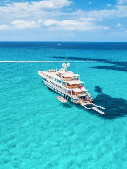 yacht-on-the-azure-seashore-in-balearic-islands-2021-08-26-17-00-55-utc-1536x1024